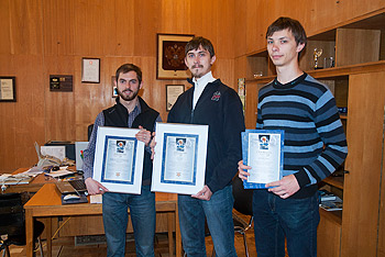 Аспиранты и студенты лаборатории получили награды за статьи в журнале 